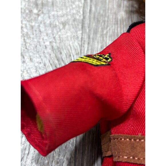 Royal Canadian Mounted Police Moose Plush Stuffed Toy RCMP Sergeant Bullmoose - Picture 3 of 7